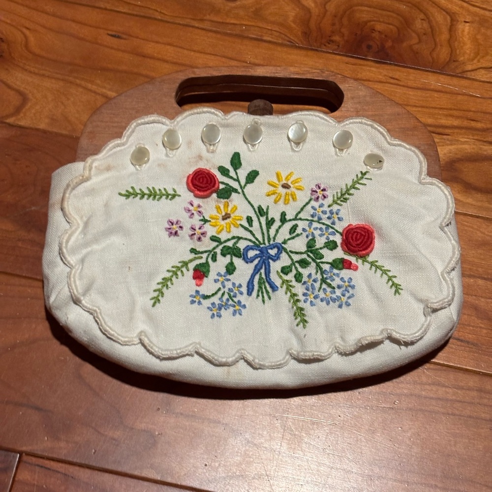 Vintage Line  Embroidered Hobo Mini Bag